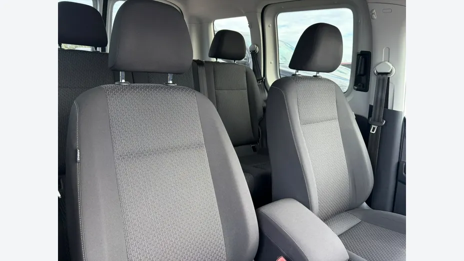 VOLKSWAGEN Caddy -