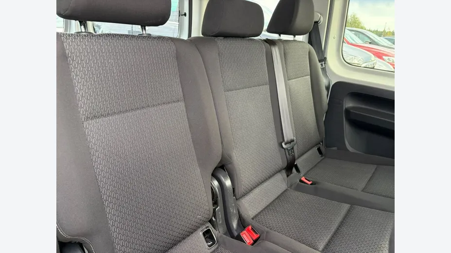 VOLKSWAGEN Caddy -