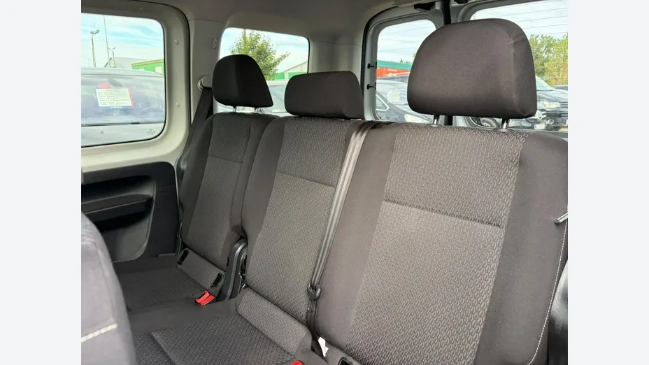 VOLKSWAGEN Caddy -