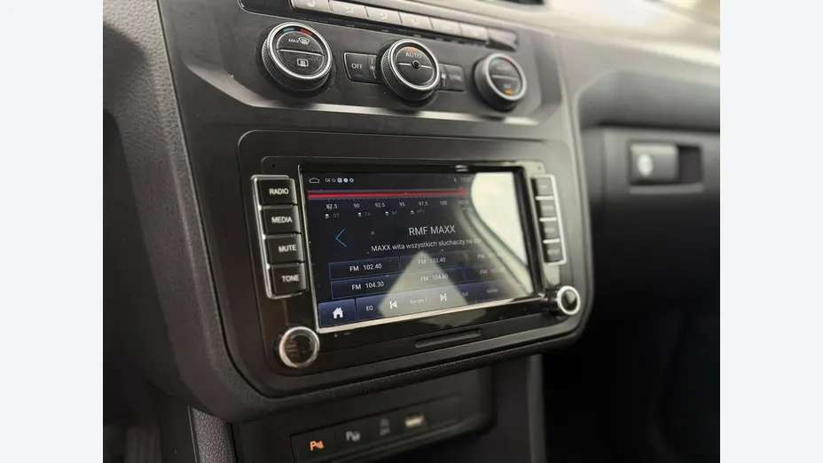 VOLKSWAGEN Caddy -