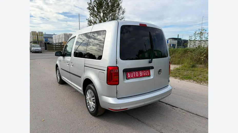 VOLKSWAGEN Caddy -