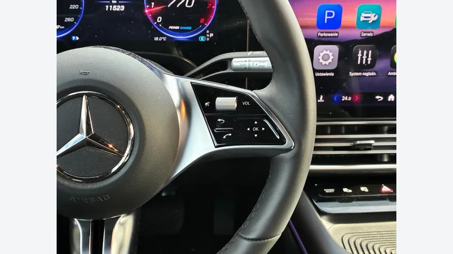 MERCEDES-BENZ CLA -