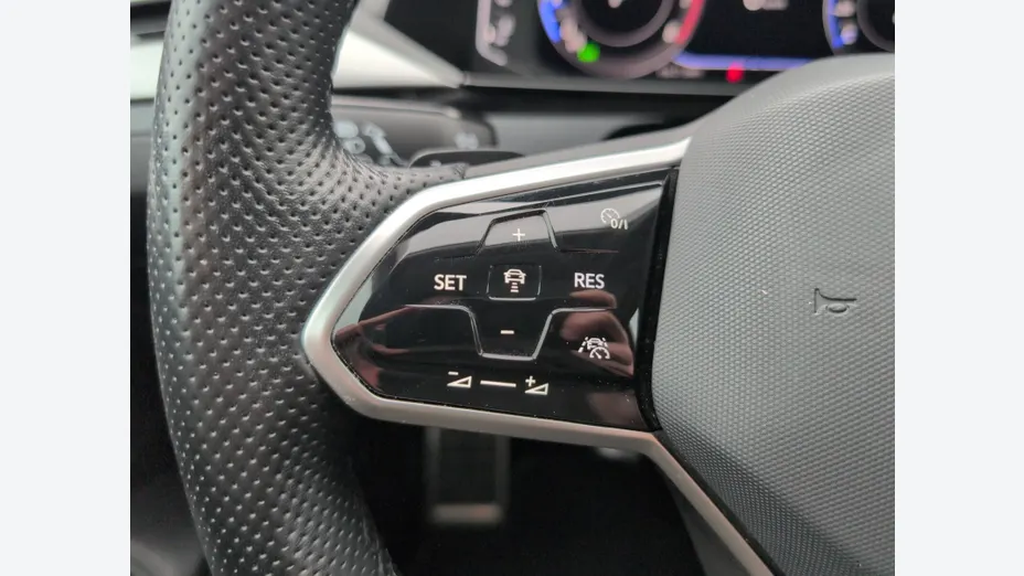 VOLKSWAGEN Arteon Arteon 2.0 TSI Elegance DSG