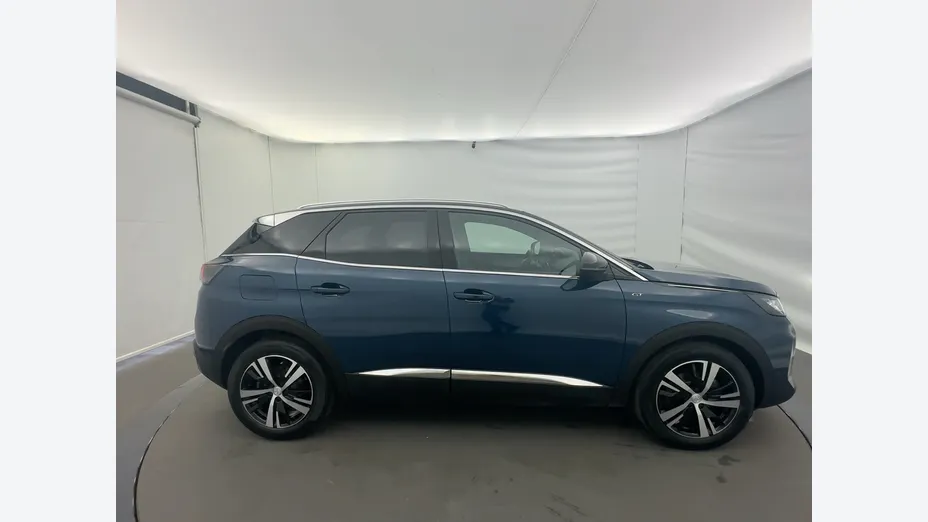 PEUGEOT 3008 -
