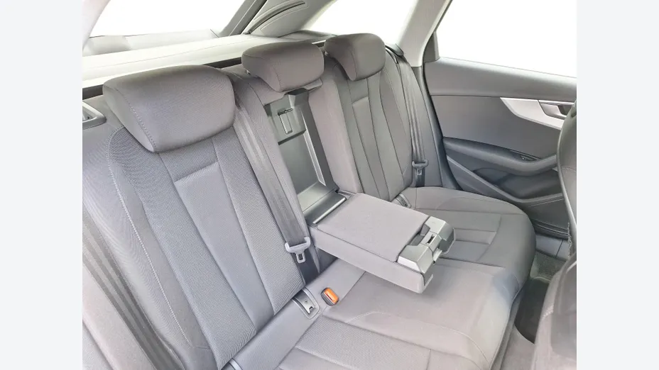 AUDI A4 Avant -