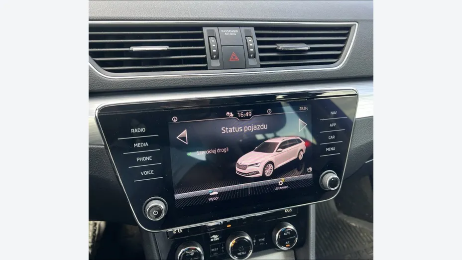 SKODA Superb Superb 2.0 TDI SCR Ambition DSG