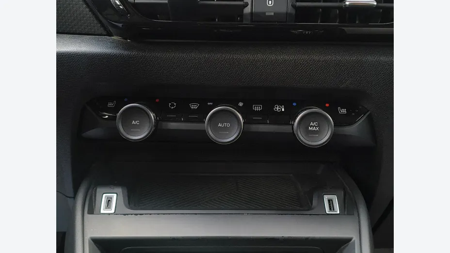 CITROEN C4 e-C4 EV136 50kWh Shine