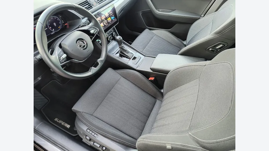 SKODA Superb Superb 2.0 TDI SCR Style DSG