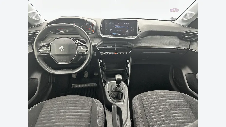 PEUGEOT 208 -
