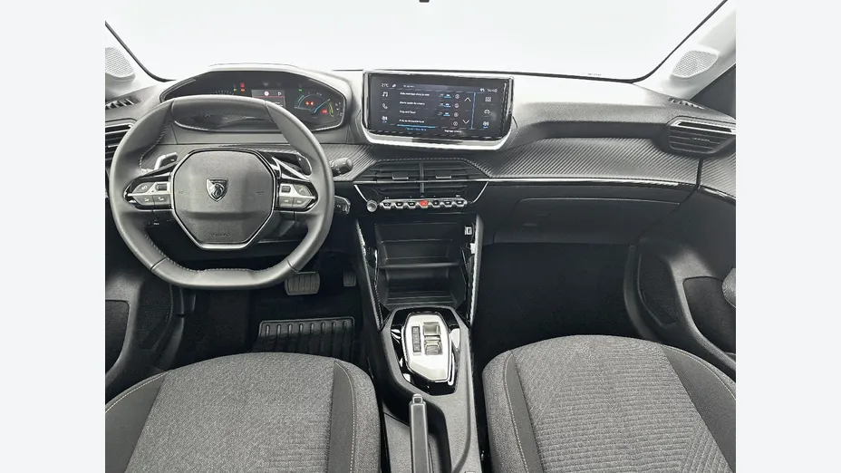 PEUGEOT 208 -