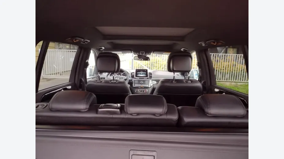 MERCEDES-BENZ GLS -