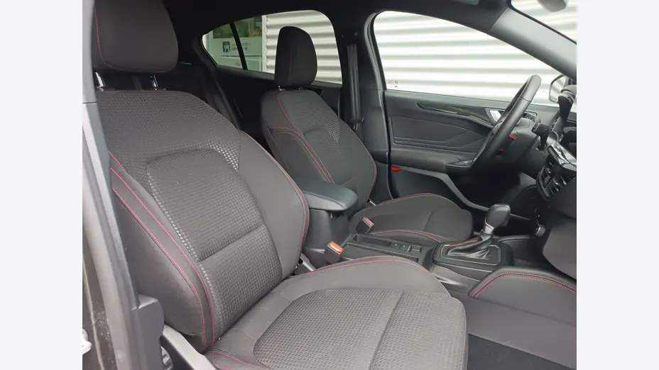 FORD Focus Focus 1.0 EcoBoost mHEV ST-Line X aut