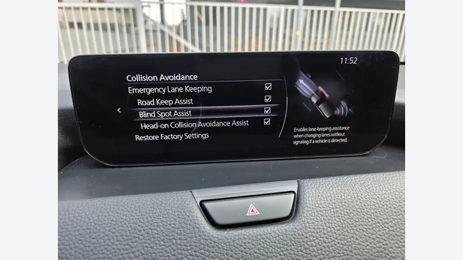 MAZDA CX-90 -