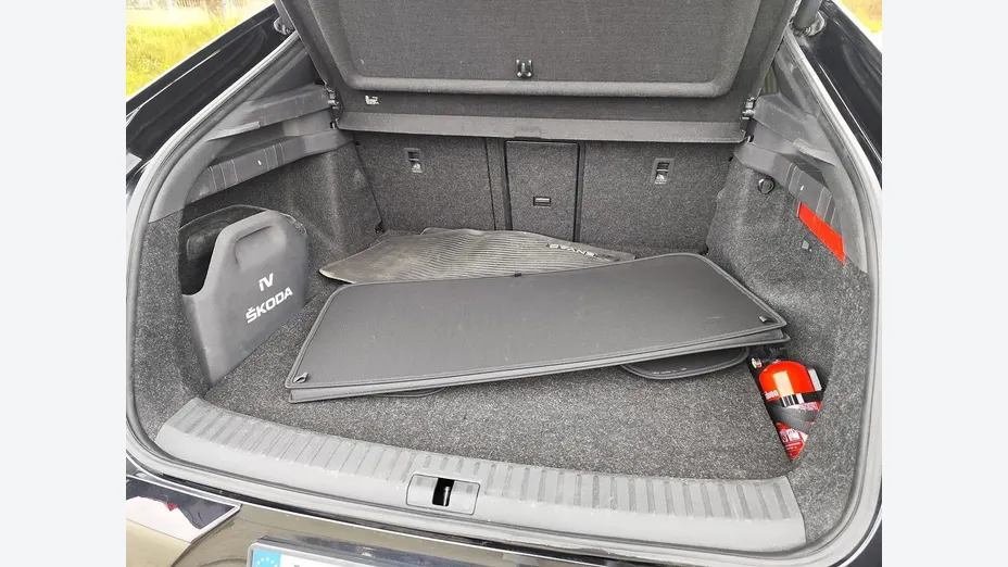 SKODA Enyaq -