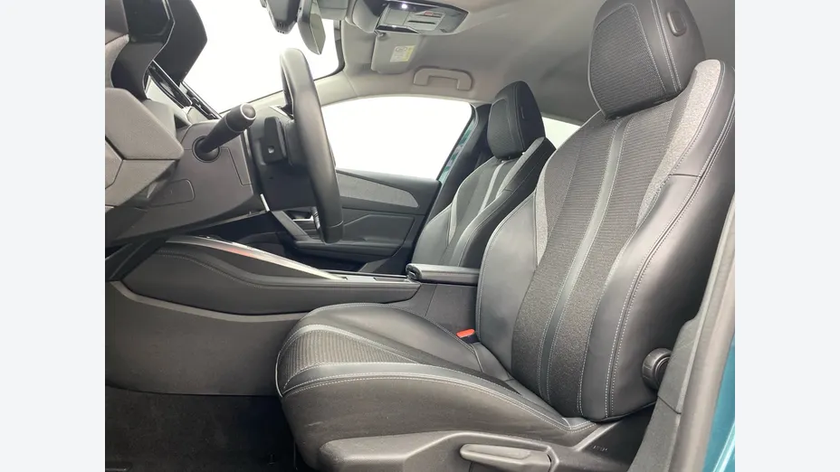 PEUGEOT 308 -