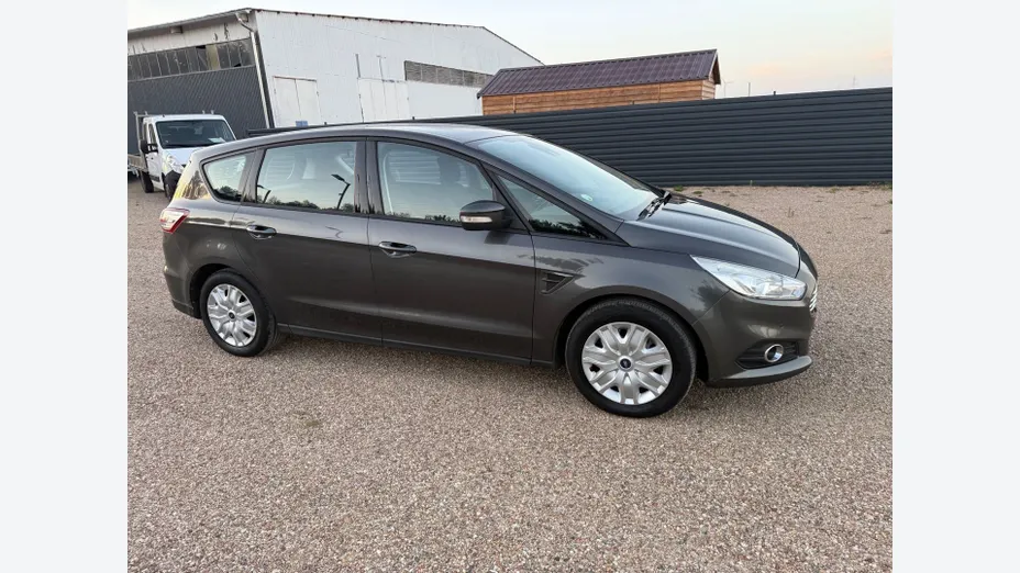 FORD S-MAX S-MAX 2.0 TDCi Trend
