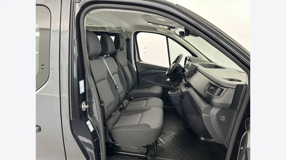 RENAULT Trafic -