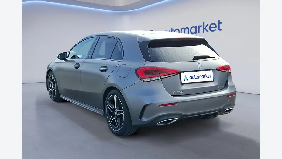 MERCEDES-BENZ A Klasa A 250 4-Matic AMG Line 7G-DCT
