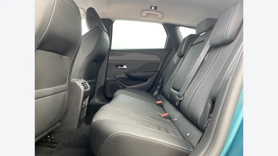 PEUGEOT 308 -