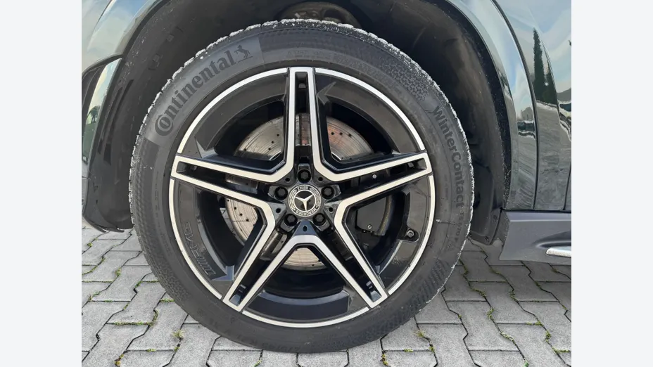 MERCEDES-BENZ GLS -