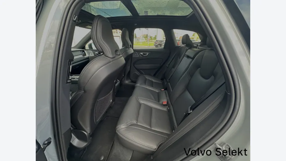 VOLVO XC60 XC60 B5 B AWD Ultra Dark aut