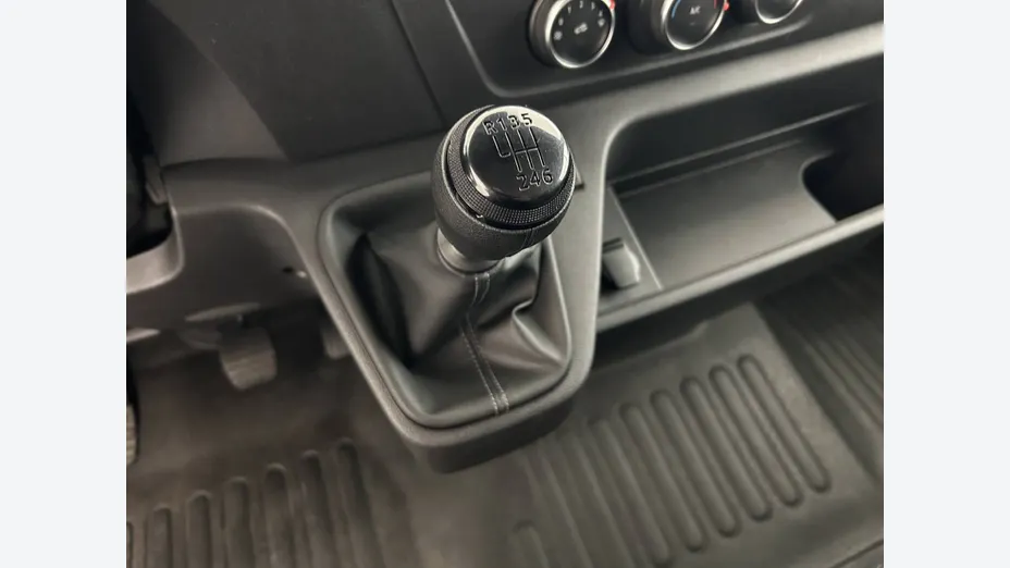 RENAULT Master -