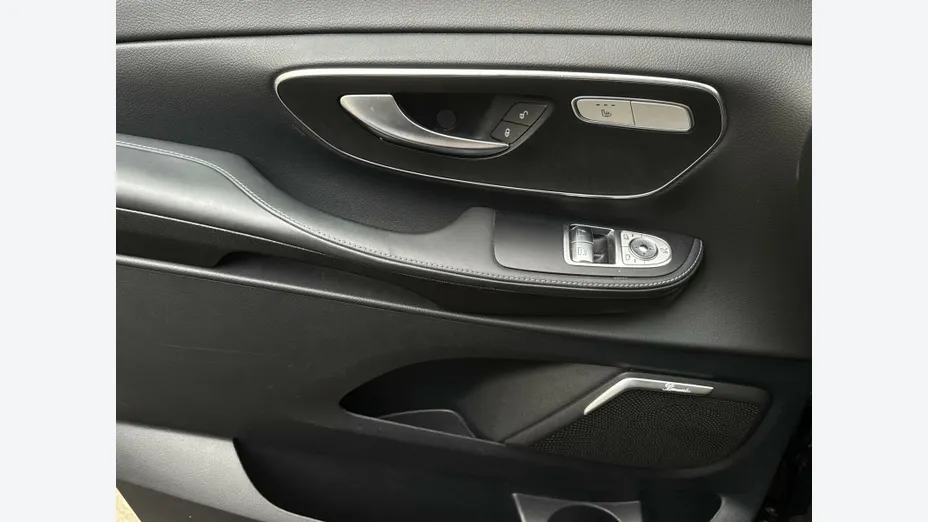 MERCEDES-BENZ V Klasa V 250 d 9G-Tronic Avantgarde (ekstra dł)