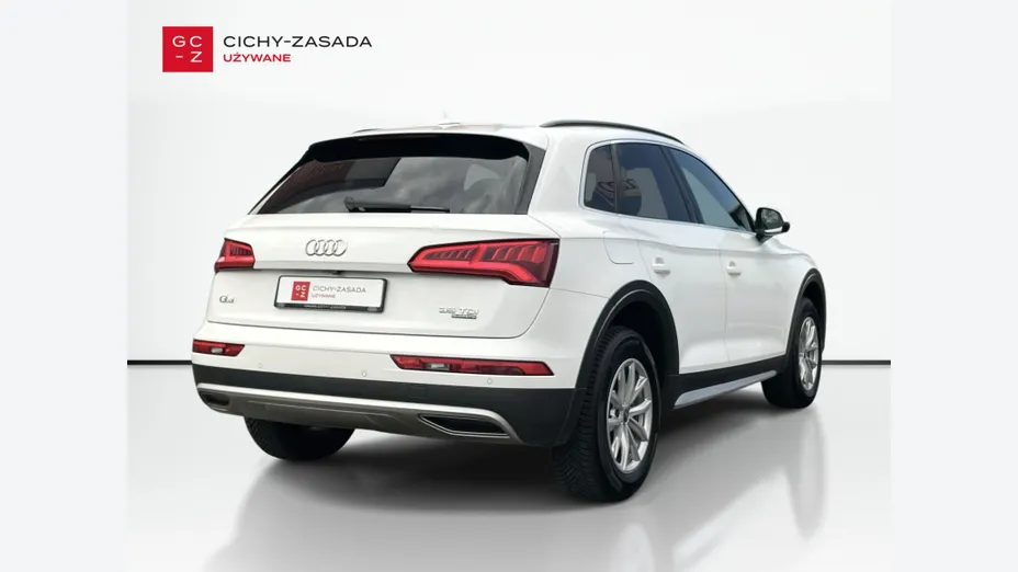 AUDI Q5 -