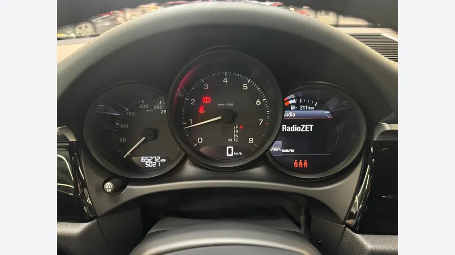 PORSCHE Macan Macan