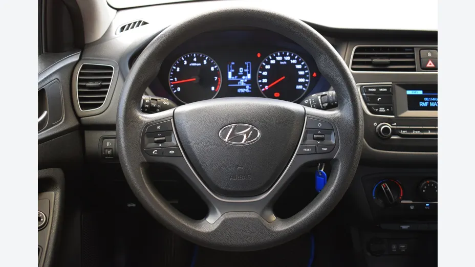 HYUNDAI i20 i20 1.2 Classic Plus