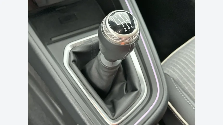 RENAULT Clio -