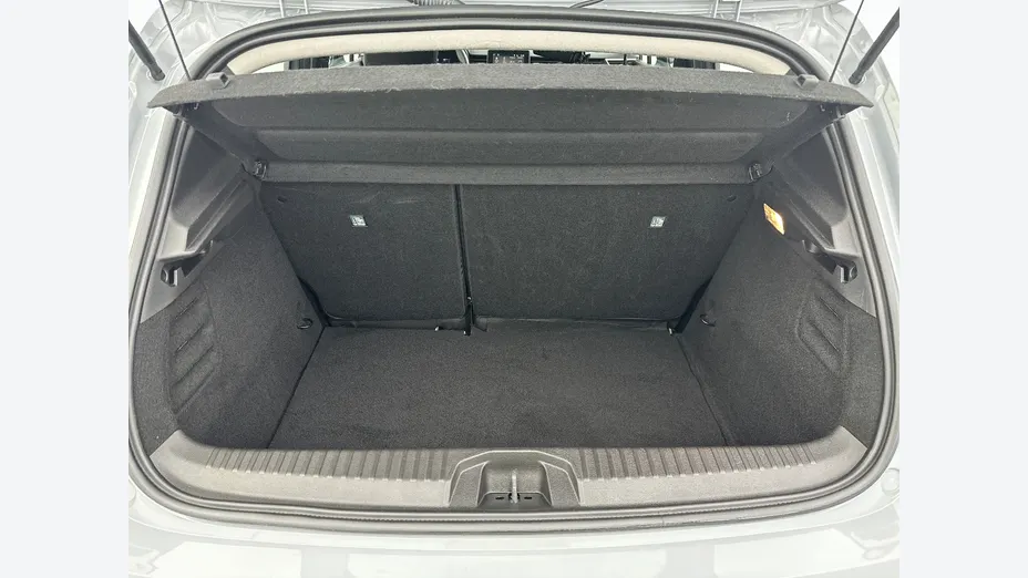 RENAULT Clio -