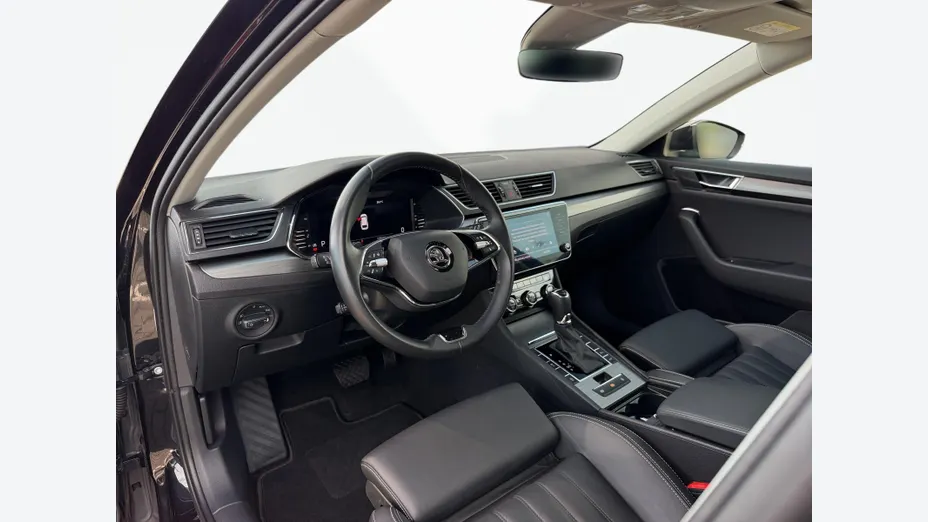 SKODA Superb Superb 2.0 TDI SCR Style DSG