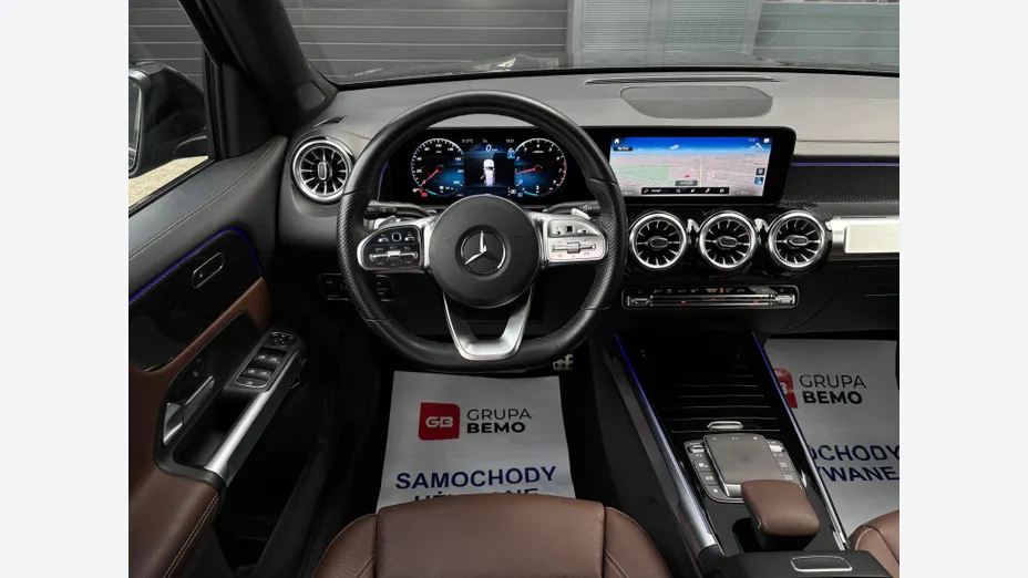 MERCEDES-BENZ GLB GLB 200 AMG Line 7G-DCT