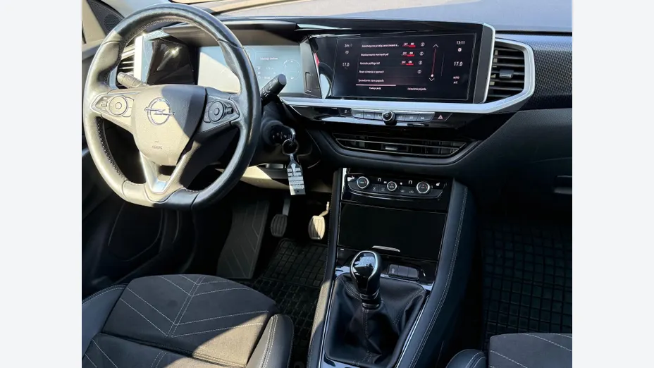 OPEL Grandland -