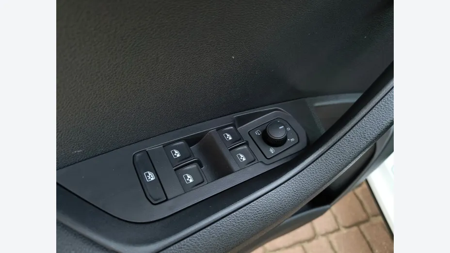 SKODA Karoq Karoq 1.5 TSI ACT Sportline DSG