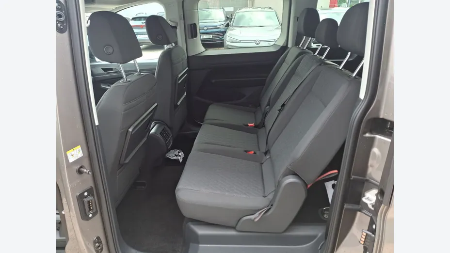 VOLKSWAGEN Caddy osobowy Caddy Maxi 2.0 TDI Life DSG Nowy