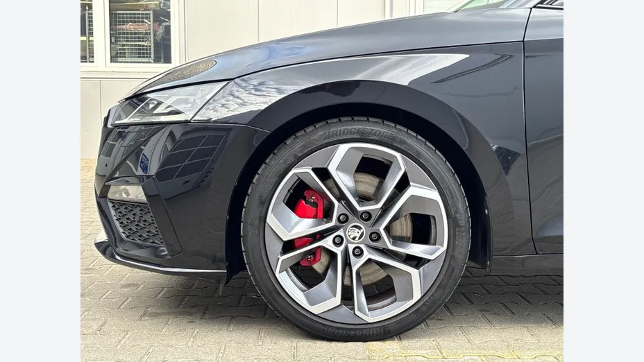 SKODA Octavia Octavia 2.0 TSI RS DSG