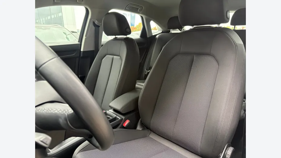 AUDI Q3 Sportback -