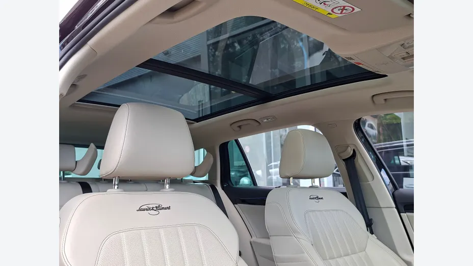 SKODA Superb Superb 2.0 TDI SCR L&K DSG