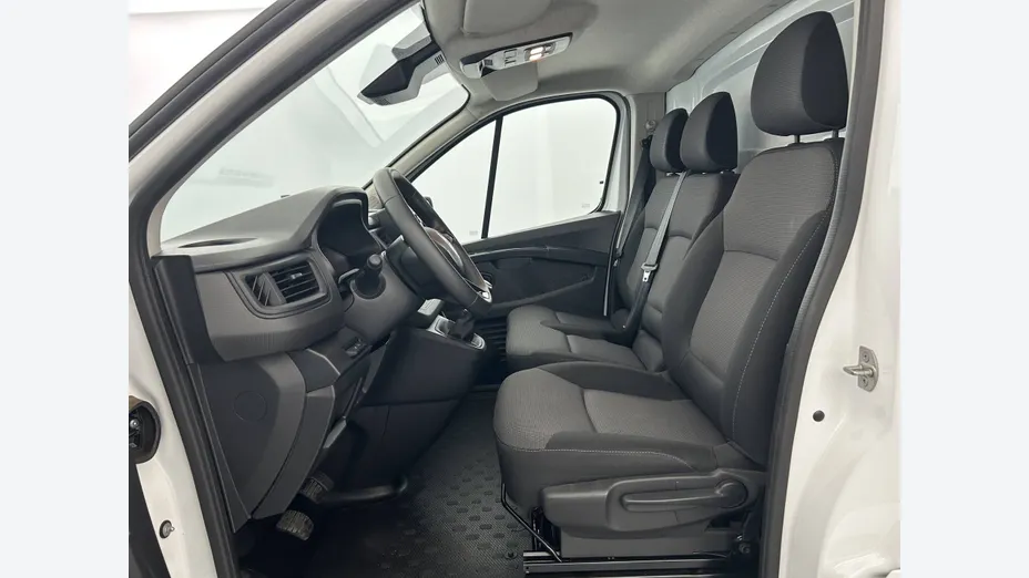 RENAULT Trafic -