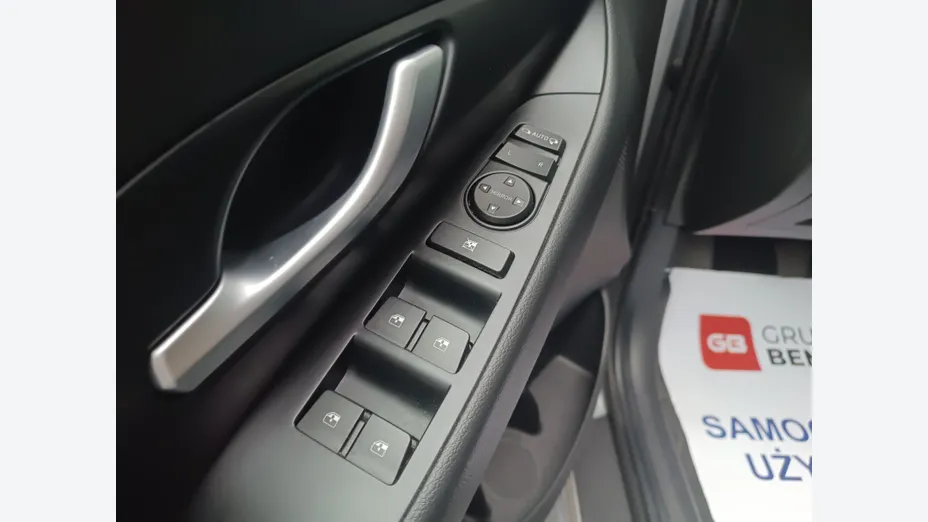 HYUNDAI i30 i30 1.5 T-GDI 48V Smart