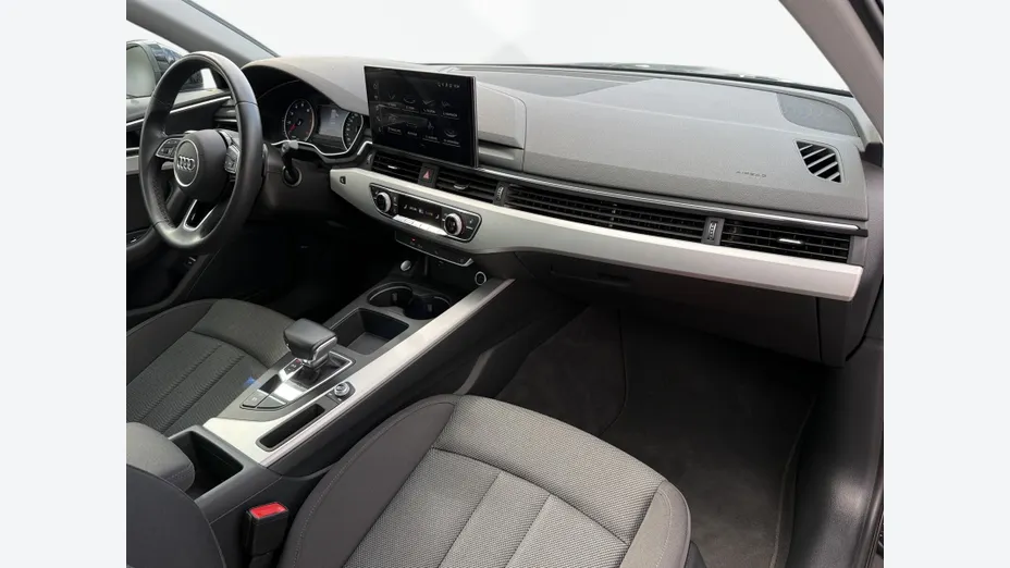 AUDI A4 A4 35 TFSI mHEV S Line S tronic
