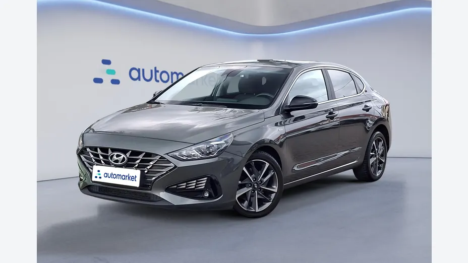 HYUNDAI i30 i30 Fastback 1.5 T-GDI 48V Smart DCT