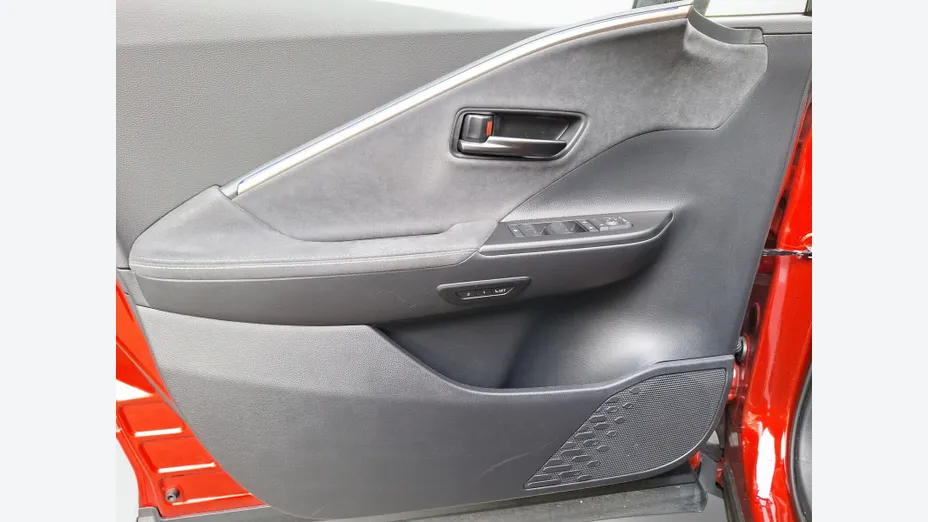 TOYOTA C-HR C-HR 2.0 PHEV Dynamic Force Executive