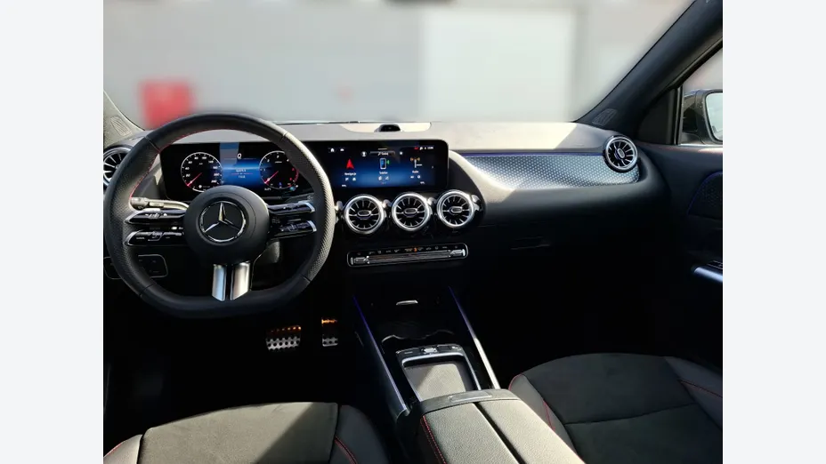MERCEDES-BENZ GLA GLA 220 d 4-Matic AMG Line 8G-DCT