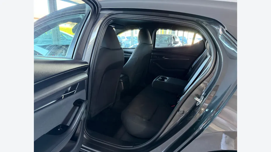 MAZDA 3 3 2.0 mHEV Kanjo aut