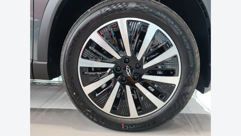 CHERY Tiggo 8 Tiggo 8 1.5 T-GDI Super Hybrid Comfort DCT