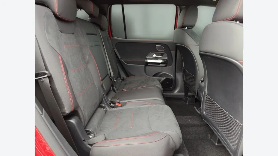 MERCEDES-BENZ GLB GLB 180 mHEV AMG Line 7G-DCT Nowy