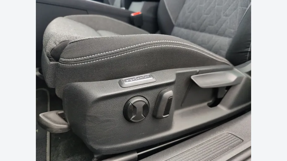 VOLKSWAGEN Passat -